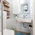 Cobblestone Comfort In * Ρόβινι