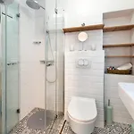 Cobblestone Comfort In Ρόβινι