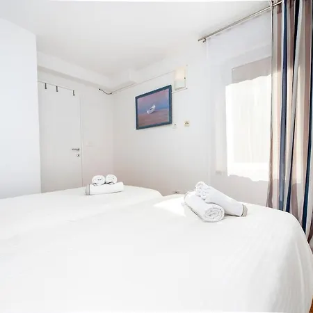 Cobblestone Comfort In Apartment *