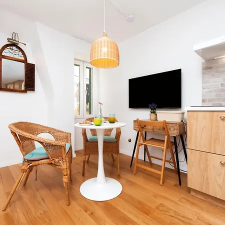 Daire Cobblestone Comfort In